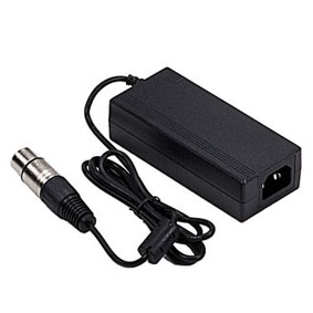 AC電源アダプター