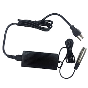 DCアダプタ（ACコード付）