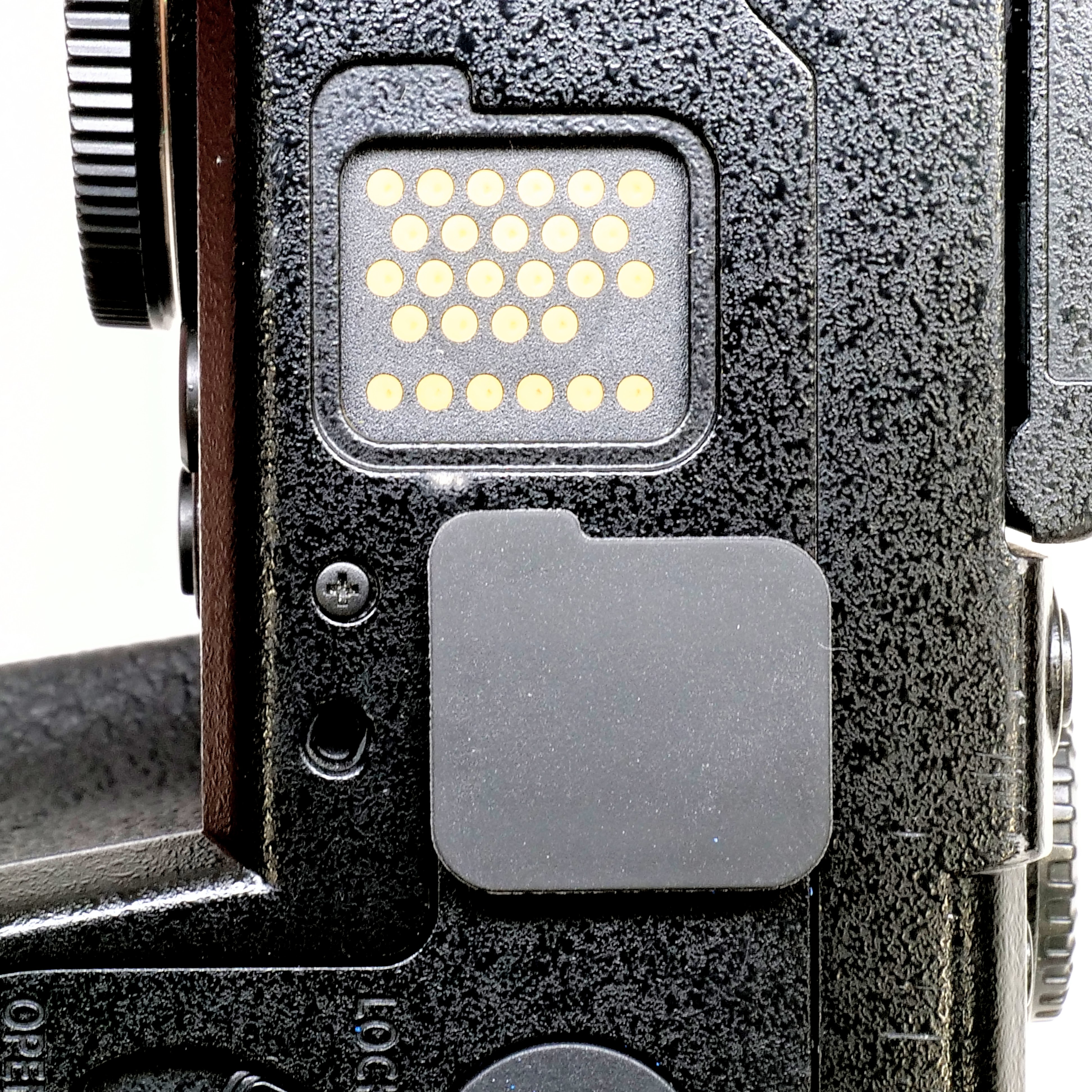 底部端子保護カバー