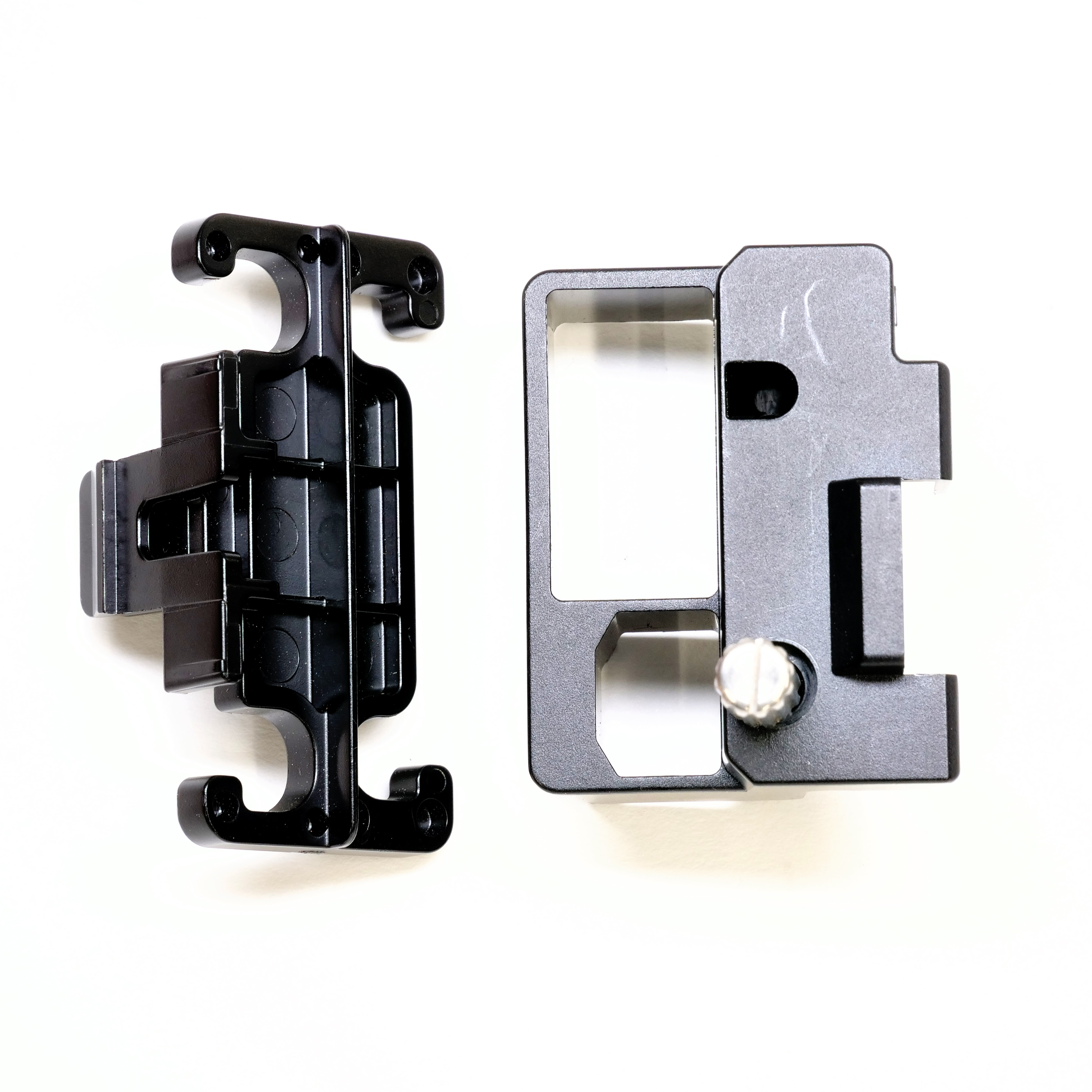 ケーブルホルダー