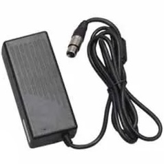 電源アダプター