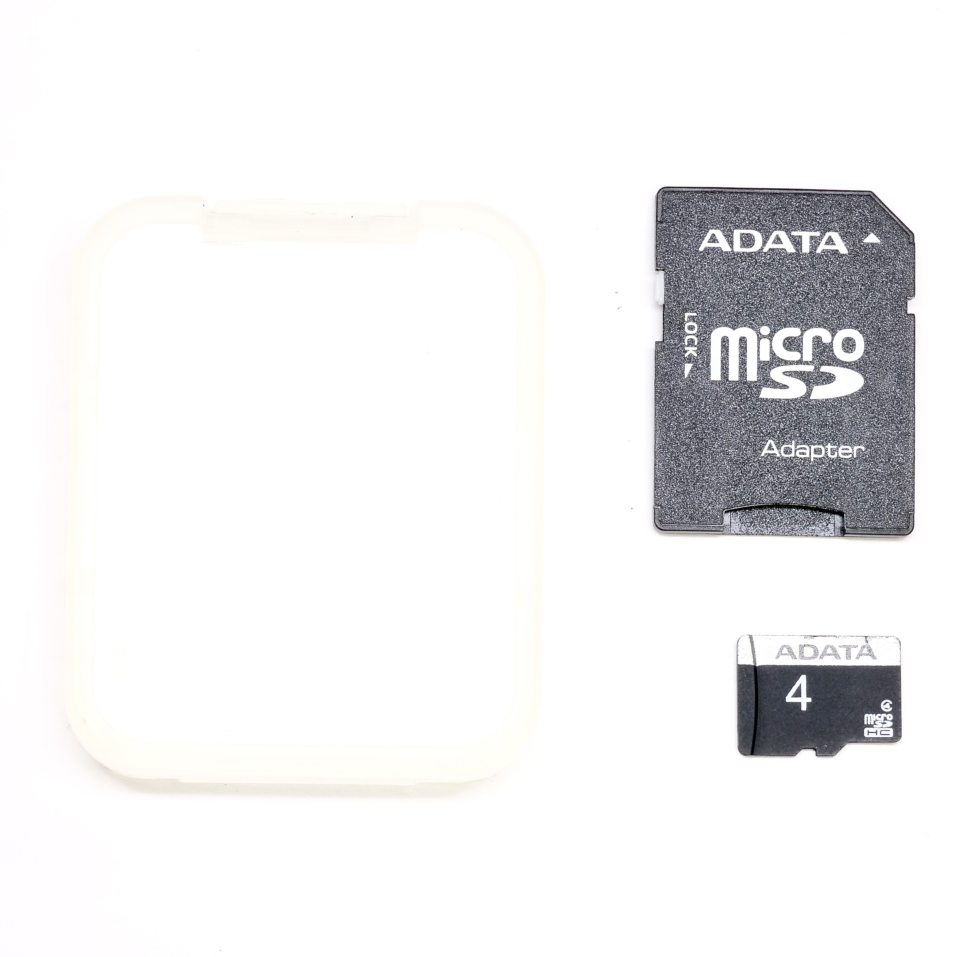 マイクロSDカード 4GB（アダプター、ケース付）