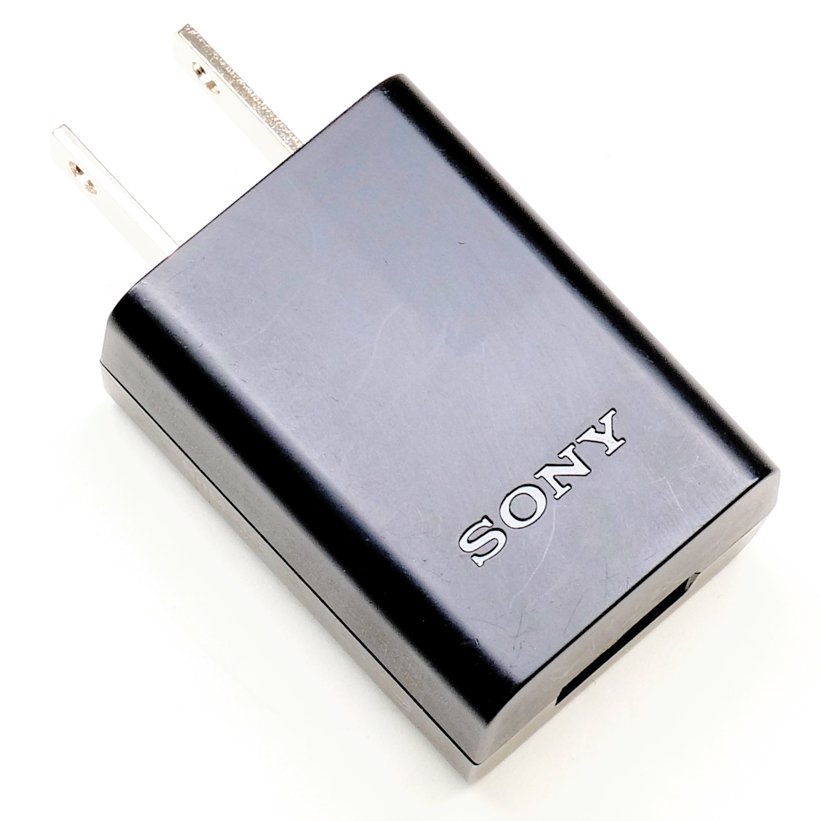 AC-USBプラグ（本体充電用）