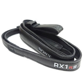 ショルダーストラップ